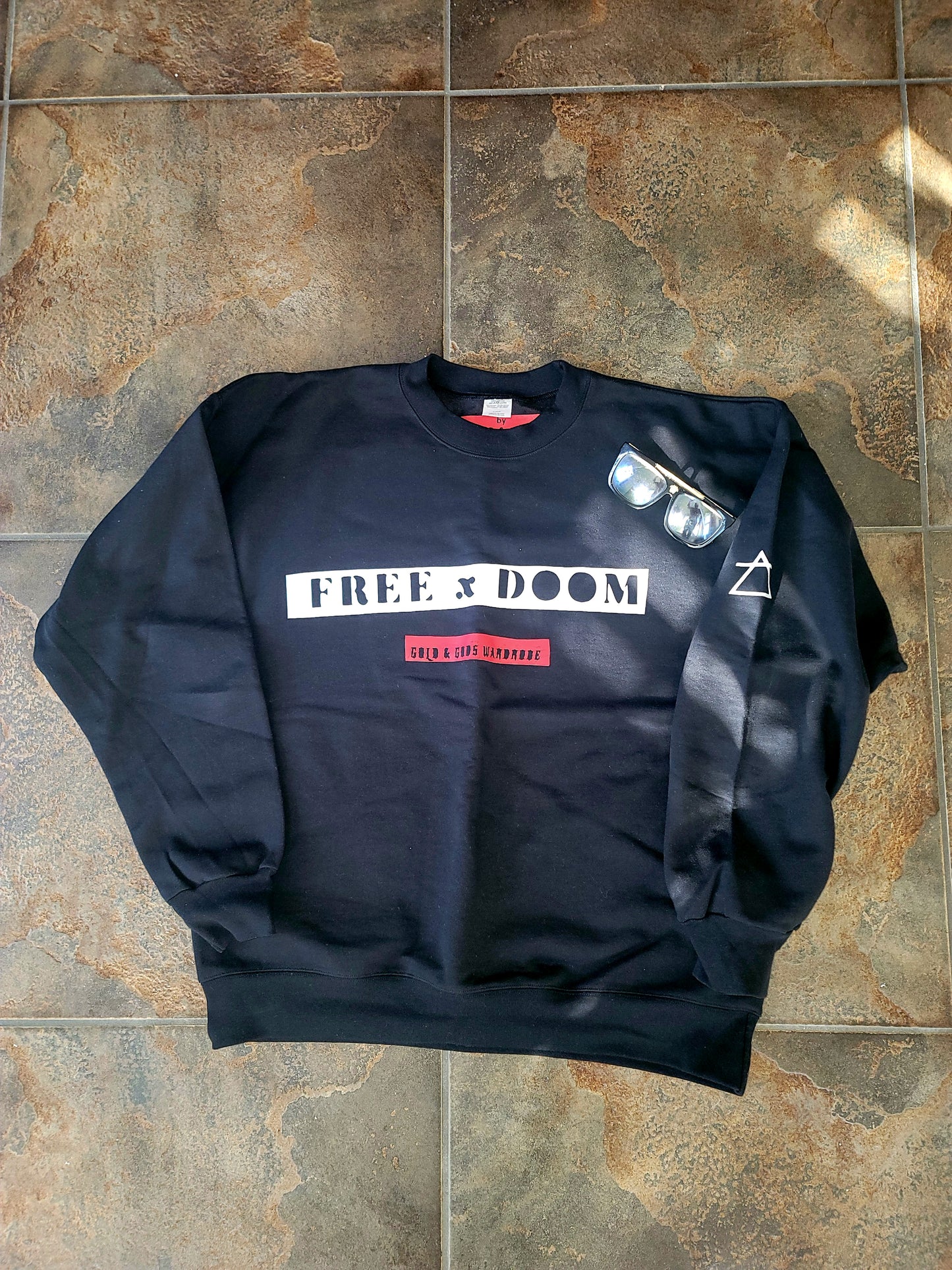 FREE-DOOM GG SWEATER